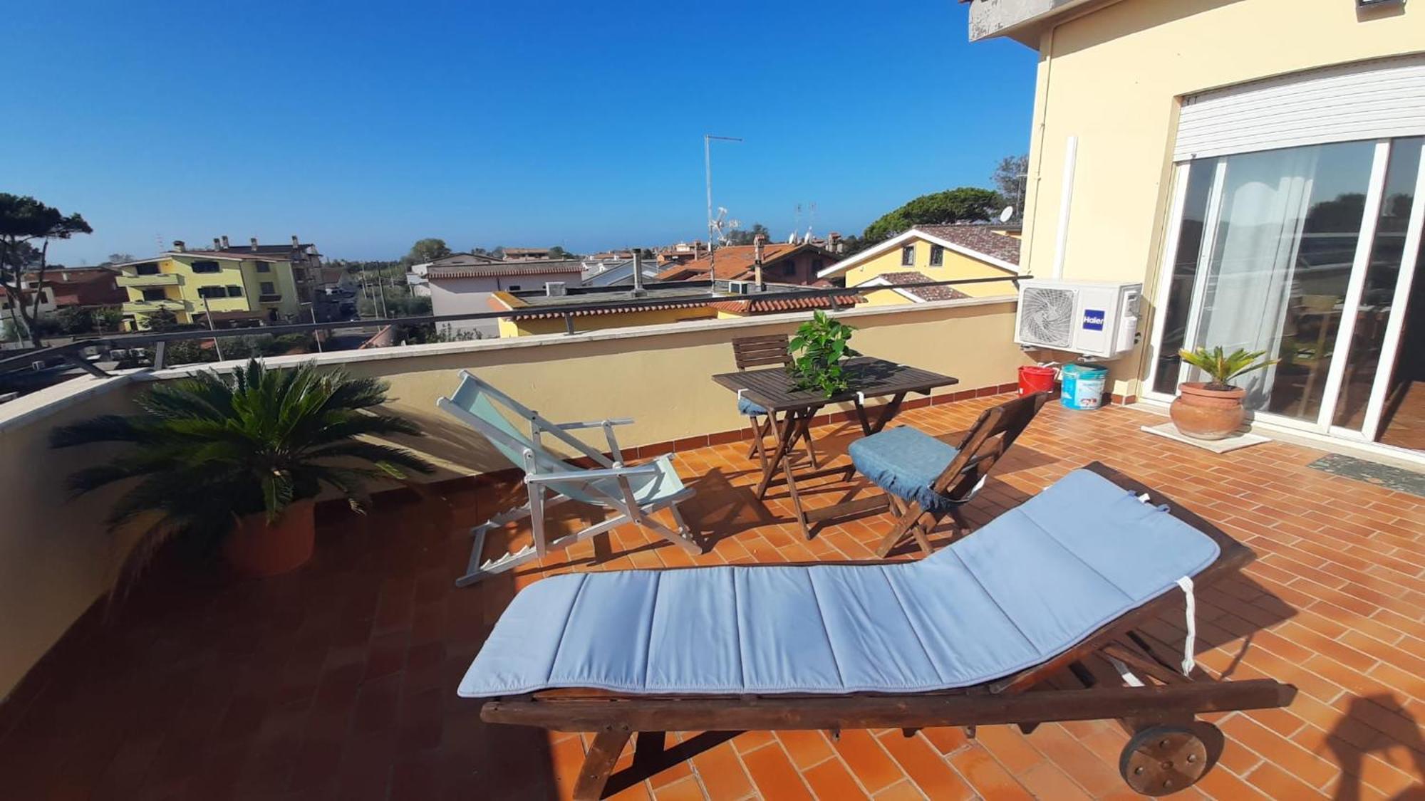La Terrazza Sul Faro Leilighet Fiumicino Eksteriør bilde